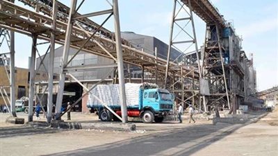 مصر تطلق أكبر مصنع لإنتاج السكر في العالم