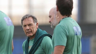 النصر يساند نجمه عبد الله مادو في وفاة أخيه