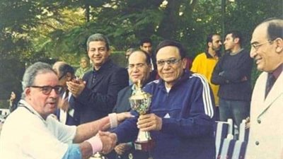 وزير الشباب والرياضة خالد عبد العزيز يهنيء الزعيم بـ عيد ميلاده