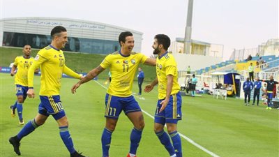 ترتيب الدوري الإماراتي.. شباب الأهلي يهدي العروبة فرصة الهروب من السقوط