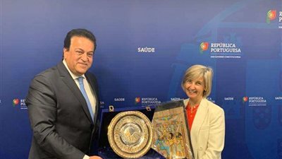 عبدالغفار  يوجه الشكر لنظيرته البرتغالية لدعم مصر بشحنتين من لقاحات كورونا