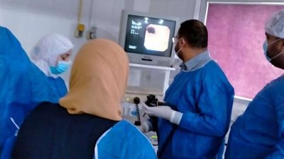 المشاركون في البرنامج التدريبي العملي بمعامل مركز بحوث يزورون مستشفى 57357