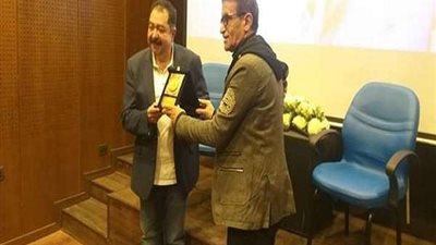 بالصور.. تكريم الفنان طارق عبد العزيز في قصر السينما