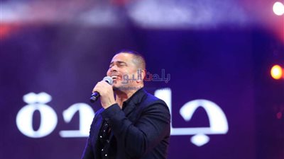 عمرو دياب يعتذر عن إحياء حفله في دبي