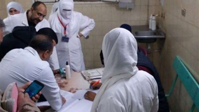 الاشتباه في إصابة ممرضة بـ