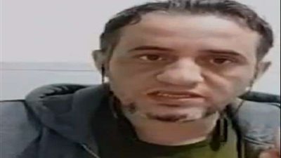 فيديو.. فلسطيني مُعافى من كورونا يشرح مرحلة إصابته بالفيروس القاتل