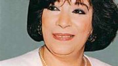 لقبت بعانس السينما المصرية رغم زواجها سرًا محمود المليجي.. ذكرى رحيلها الـ 16 تعرف على حياة سناء يونس