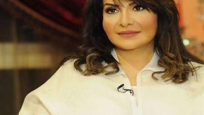فنانة كويتية تتصدر 