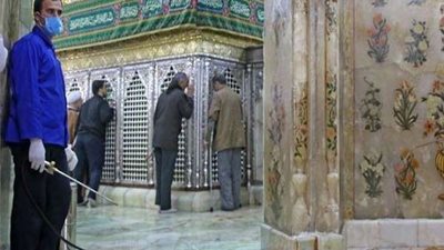 فيروس كورونا.. السجن والجلد لإيرانيين نشرا فيديو لعقار فيه مرقدين مقدسين