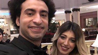 رد فعل غير متوقع من علي ربيع بعد العودة لزوجته