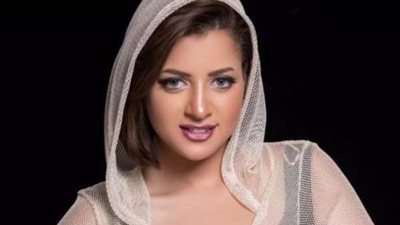 صور| منى فاروق تشعل وسائل التواصل بـ