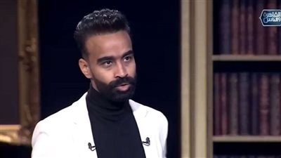 الفنان محمود الليثى يعلن تحسن الحالة الصحية لأبنه عبر الإنستجرام