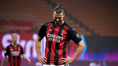 إبراهيموفيتش : من الممكن أن أواصل اللعب إذا شعرت ان حالتي الجسدية جيدة