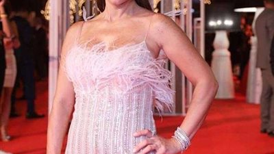 محمد رمضان يشعل السوشيال ميديا بصورته مع نور