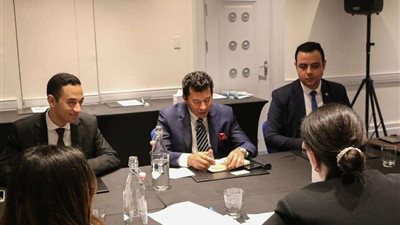 وزير الرياضة يبحث التعاون الثنائي مع المدير الإقليمي للصندوق الإنمائي للأمم المتحدة