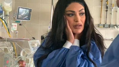 أول تعليق من سالي عبد السلام بعد التحرش بها داخل سيارتها