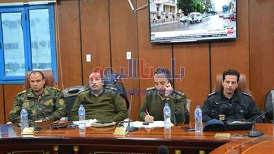 إغلاق الطريق الصحراوي الشرقي القديم جنوب كمين زاوية الجدامي بالمنيا