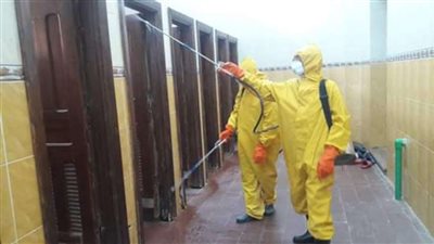 للوقاية من فيروس كورونا.. الصحة تنفذ حملة تطهير للمساجد والأماكن الحيوية بالوادى الجديد