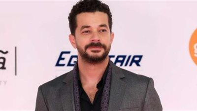 شريف سلامة: الستات شتموني بسبب فاتن أمل حربي