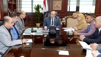 محافظ بني سويف يوجه بسرعة تذليل معوقات تسليم قطعة أرض