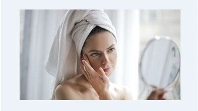 استشاري جلدية تكشف  طرق إزالة الندبات من الوجه والجسم