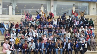 جامعة السويس تحصد جائزة التميز الأولى من جمعية مهندسي البترول العالمية