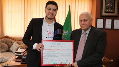 رئيس جامعة المنوفية يكرم الثانى على العالم فى مسابقة حفظ وتجويد القرآن بروسيا