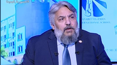 ملاك رسمى: معظم الوظائف تشترط لغات و النظام البريطاني بالتعليم الأفضل