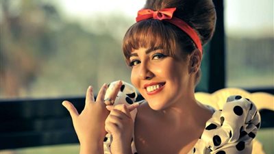 مي كساب تدعو لحملات توعية للجمهور بسبب 