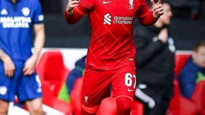 إليوت: أتوسل لصلاح من أجل البقاء في ليفربول وسنساعده على الانتقام