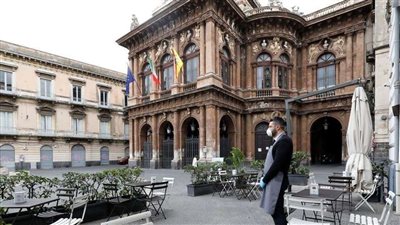 في يوم واحد.. إيطاليا تسجل رقما قياسيا بحالات الوفاة بكورونا