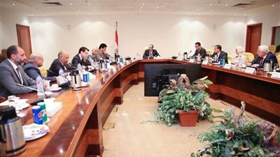 وزير الاتصالات زيادة في باقات الإنترنت المنزلي 