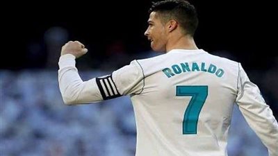 كورونا وزلزال يضرب البلاد يهددان حياة كريستيانو رونالدو