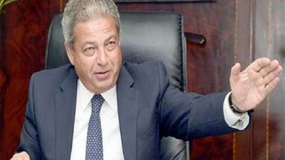 خالد عبدالعزيز ينتقد قرار الكاف بإقامة نهائي إفريقيا في الكاميرون