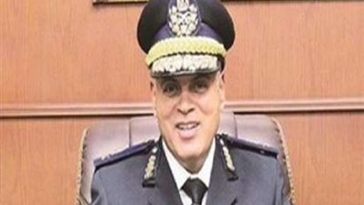 مدير المرور يتفقد الحالة المرورية بالطرق السريعة