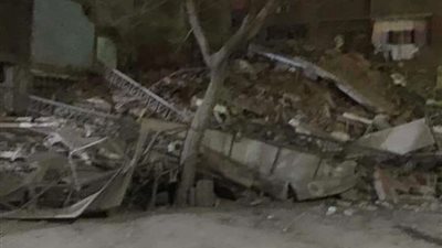 تفاصيل انهيار عقار في منطقة شبرا الخيمة منذ قليل