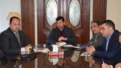 وزير الرياضة يوجه بتطبيق الأنشطة الرياضية إلكترونيًا