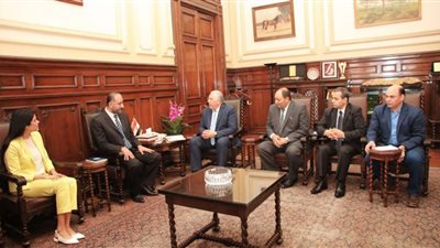 للمشروعات الزراعية المشتركة.. وزير الزراعة يستضيف وفد الايفاد