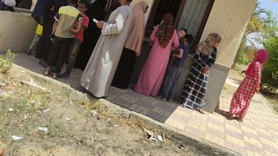 توقيع الكشف على 511 مواطن بقافلة طبية مجانية بقرية نجع السويس بقفط