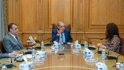 وزير الدولة للإنتاج الحربي يستقبل عدد من علماء وخبراء مصر بالخارج