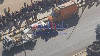 إصابة سيدتين وعامل في حادث مروع بطريق سوهاج