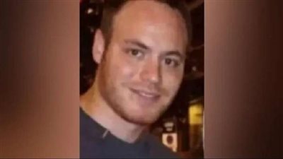 كريم الهوارى يصل المحكمه لجلسة الحكم فى 