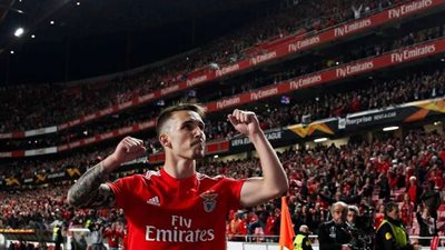 يوفنتوس يدخل الصراع على ضم جريمالدو