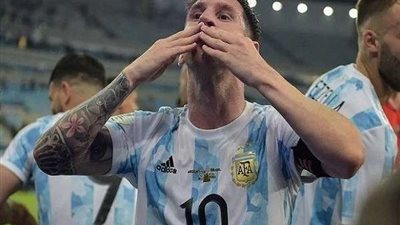 منتخب الأرجنتين.. خماسية تاريخية لـ ميسي أمام إستونيا