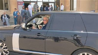 مرتضى منصور يصل المحكمة لحضور الاستئناف على حكم حبسه في سب الخطيب