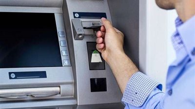 تعليمات استخدام ماكينات الصرف الآلي للوقاية من كورونا (فيديو)