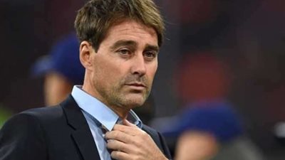 مدافع الأهلي: فايلر لا يفرق بين اللاعبين.. ودفاع الأحمر لا يعاني