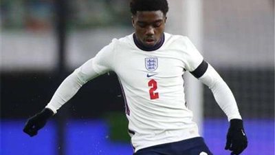 بعد أعلان طارق لامبتي تمثيل منتخب غانا عن منتخب إنجلترا .. 3 أسباب يجعل اللاعبين يمثلوا البلد ألام