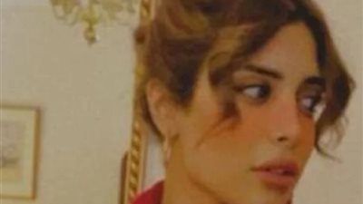 إصابة ابنة فنانة عربية شهيرة بفيروس كورونا.. 