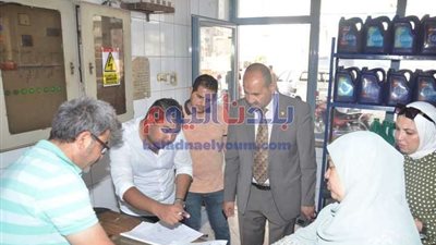 رصد عدد من الملاحظات على منشآت مزاولة لأنشطة باستخدام مواد خطرة ببني سويف